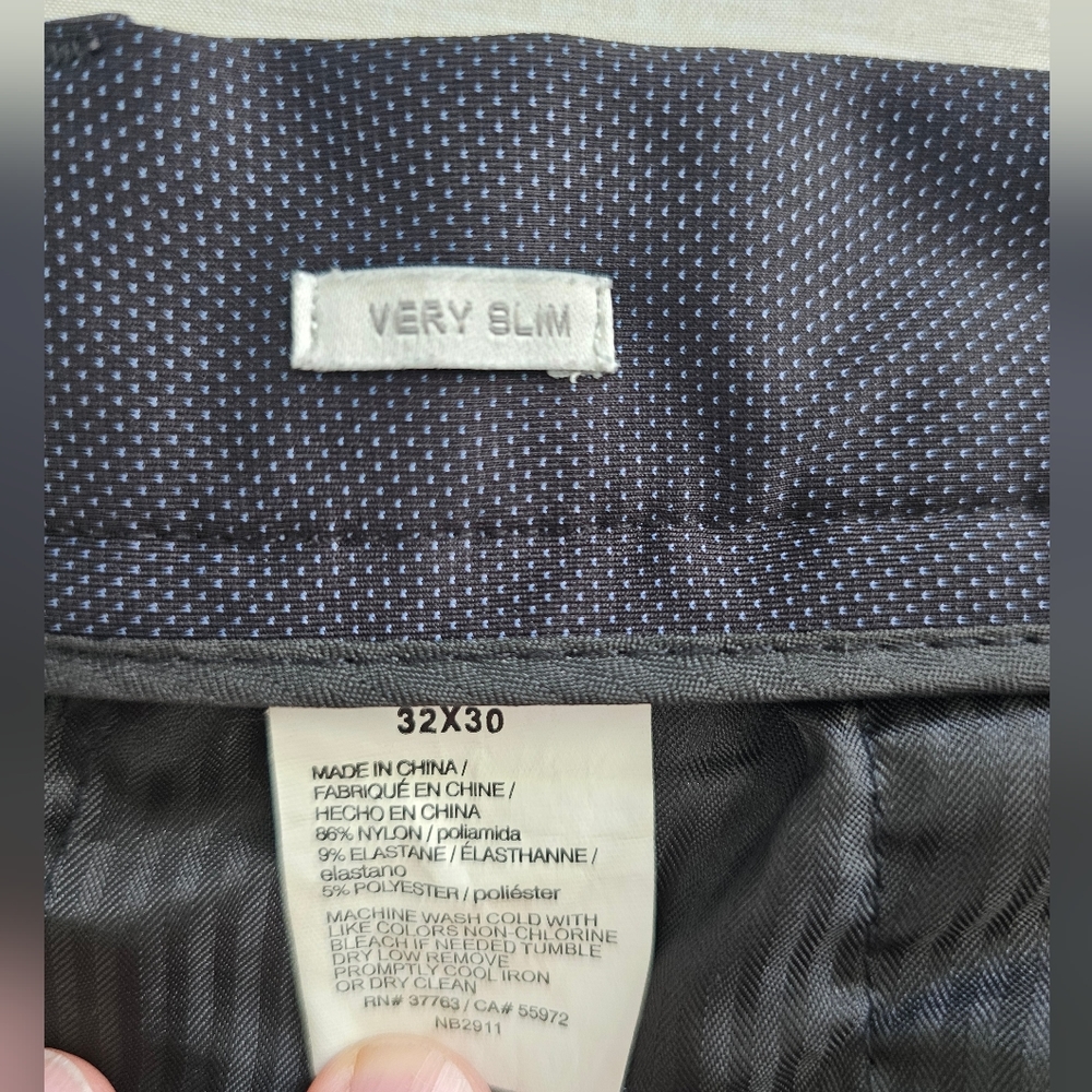 Perry Ellis - Picture 2 of 5
